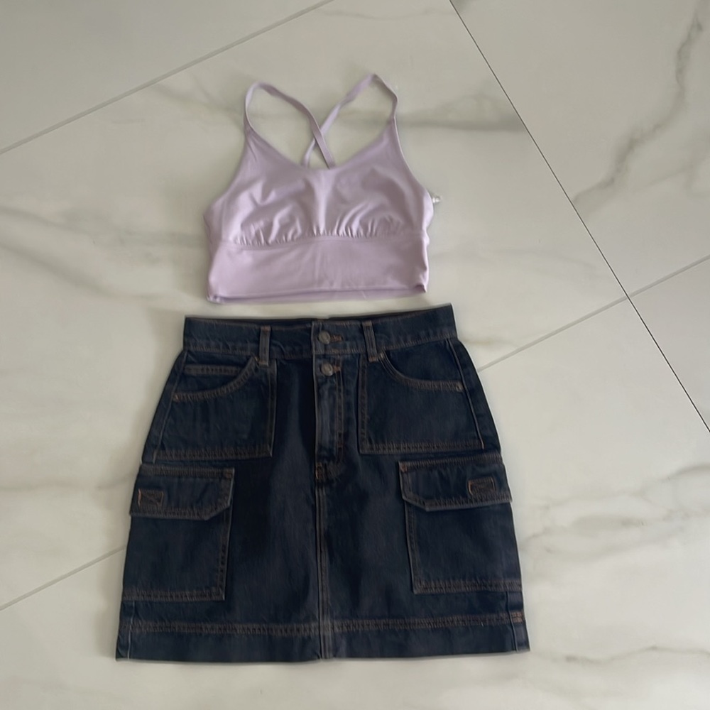 Two piece set - Picture 4 of 4